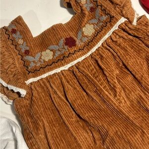 Girls 4t lotZara cord jumper 
Tea skirt
Mini Boden dress
Splendid dress
Leggings